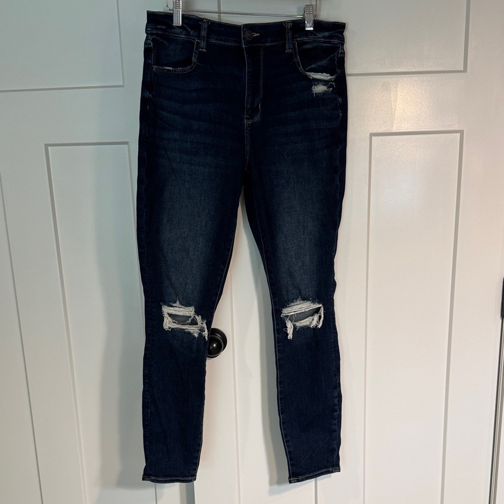 American Eagle Distressed Dark Blue Jeans Size 16